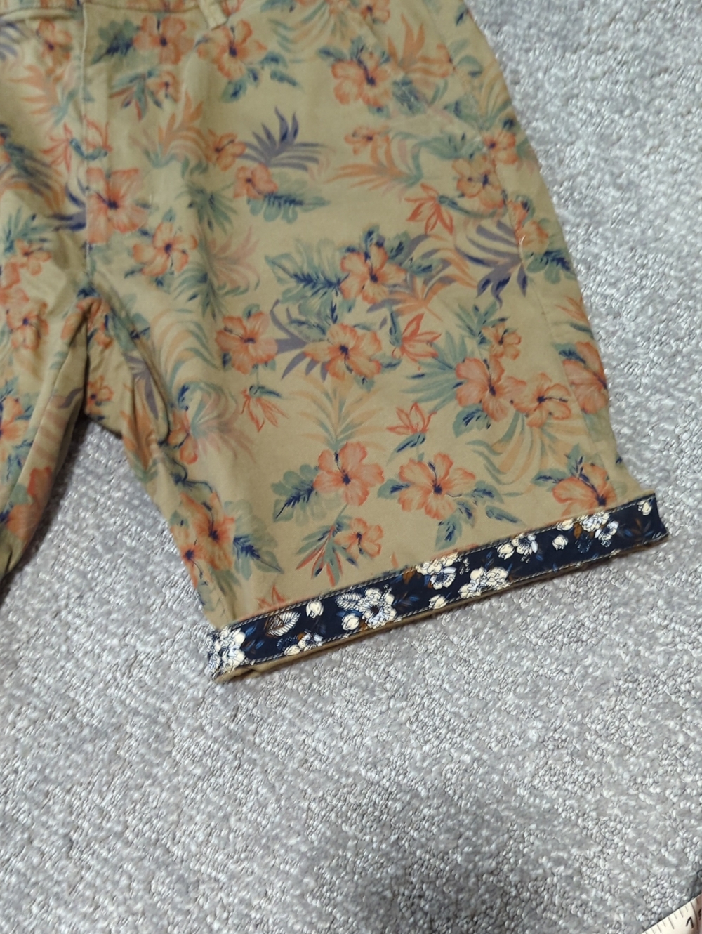 Denim & Flower Men's Floral Tan Shorts